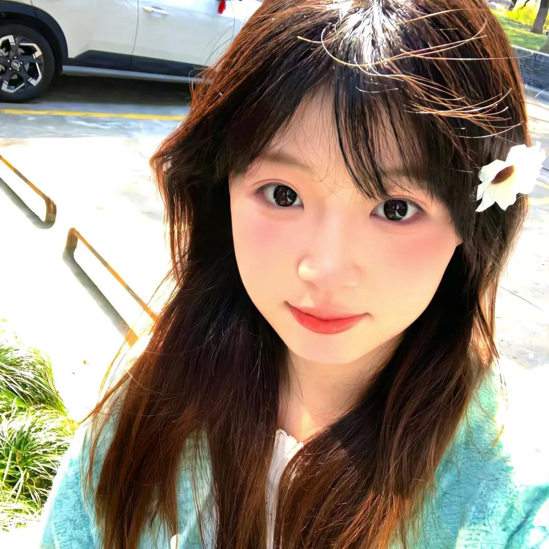 暗红
